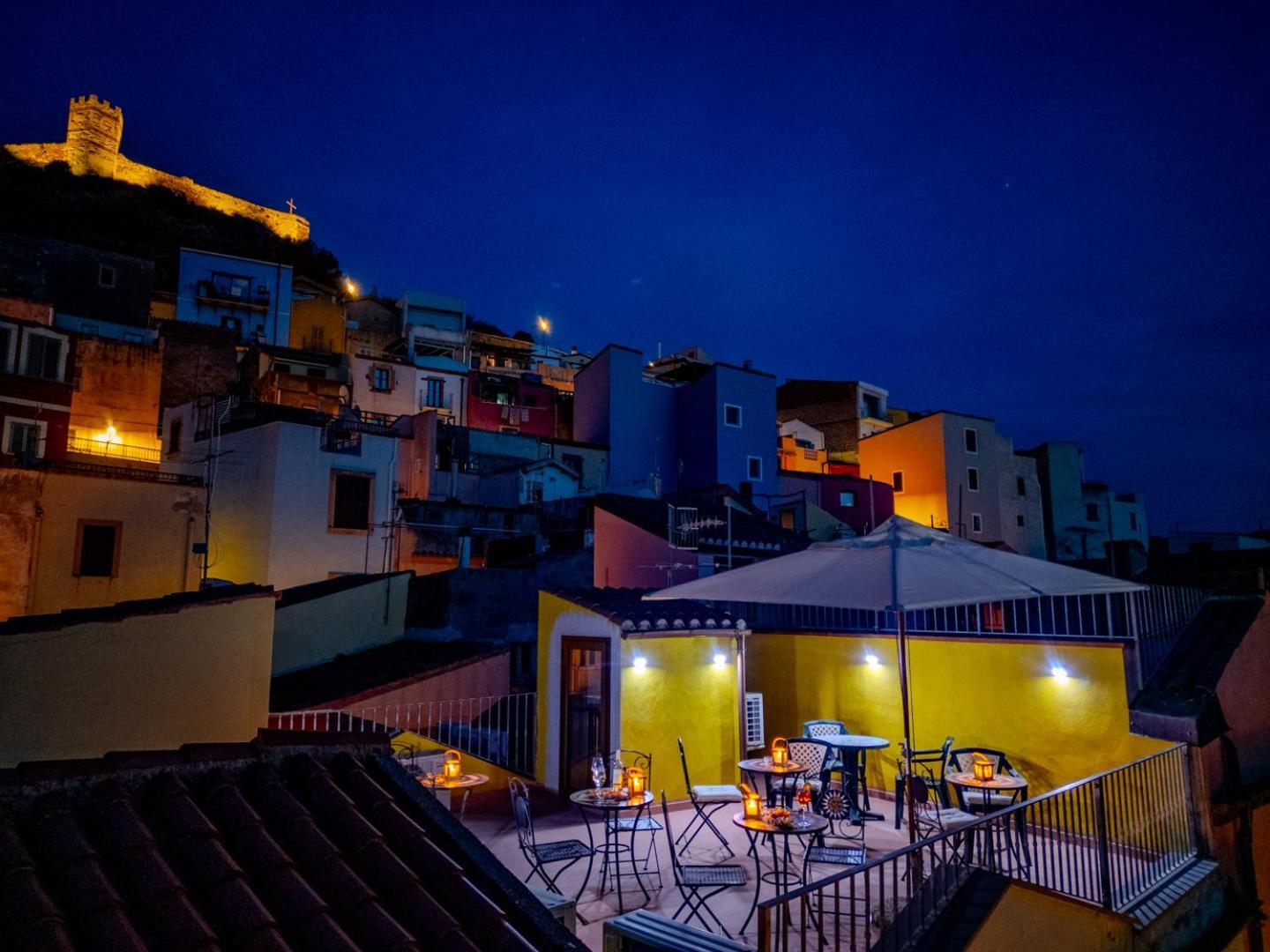 S'Apposentu - Un'Angolo Di Paradiso Con La Vista Sul Castello Bosa Eksteriør billede