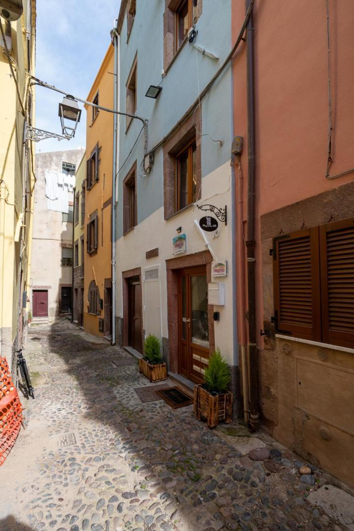 S'Apposentu - Un'Angolo Di Paradiso Con La Vista Sul Castello Bosa Eksteriør billede