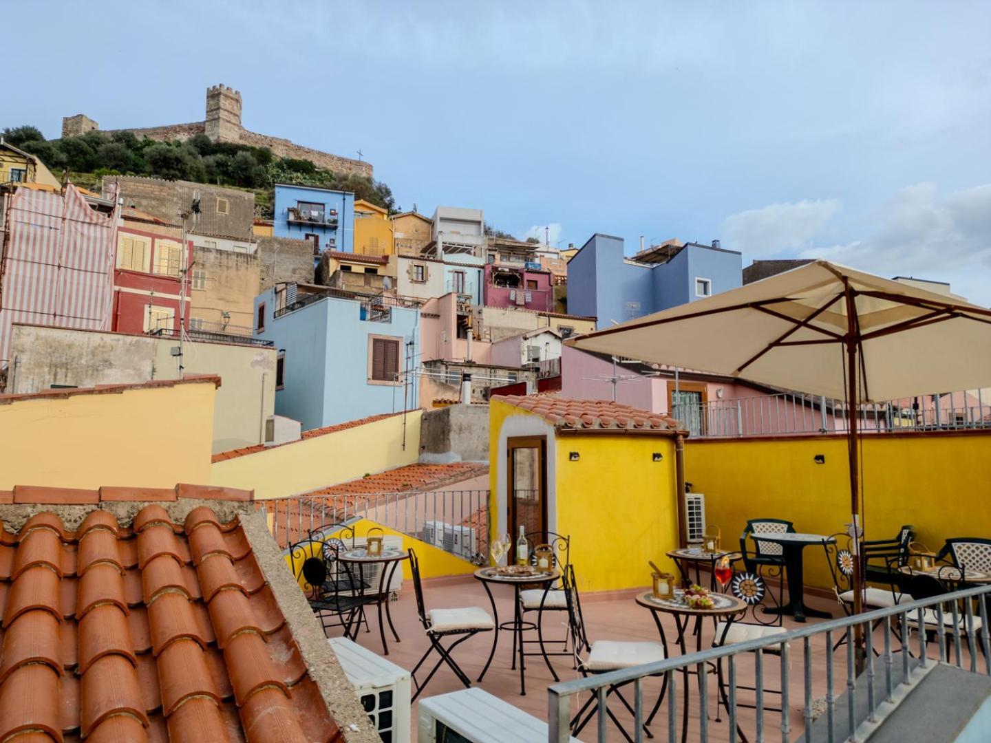 S'Apposentu - Un'Angolo Di Paradiso Con La Vista Sul Castello Bosa Eksteriør billede